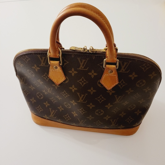 LOUIS VUITTON Monogram ALMA - Picture 3 of 12